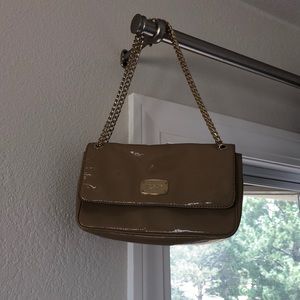 tan Micheal Kors bag